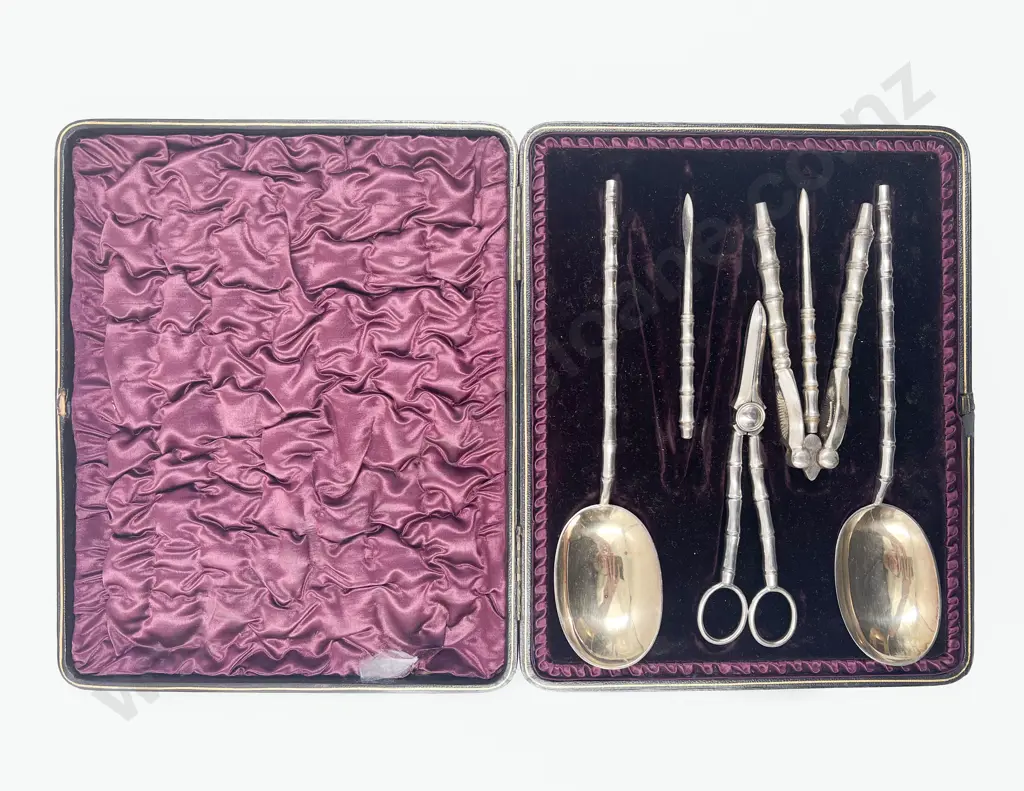 Victorian Cased S/Plate Festive Serving Set (Missing One Pair of Nutcrackers) Image 1++