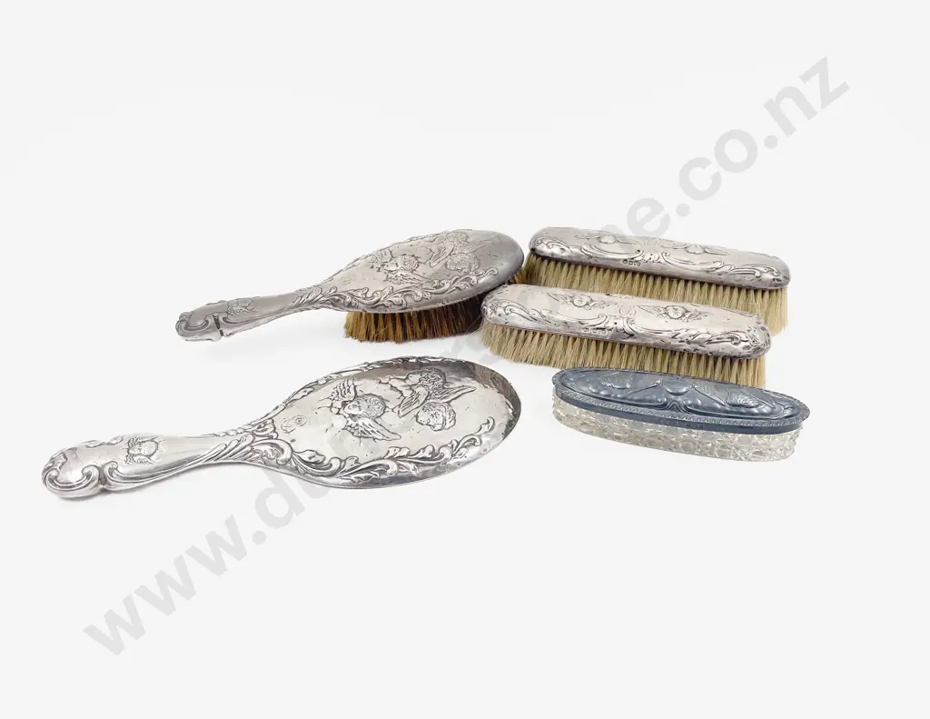 Five Gainsborough Angel Pattern S/S Dressing Table Implements Image 1++