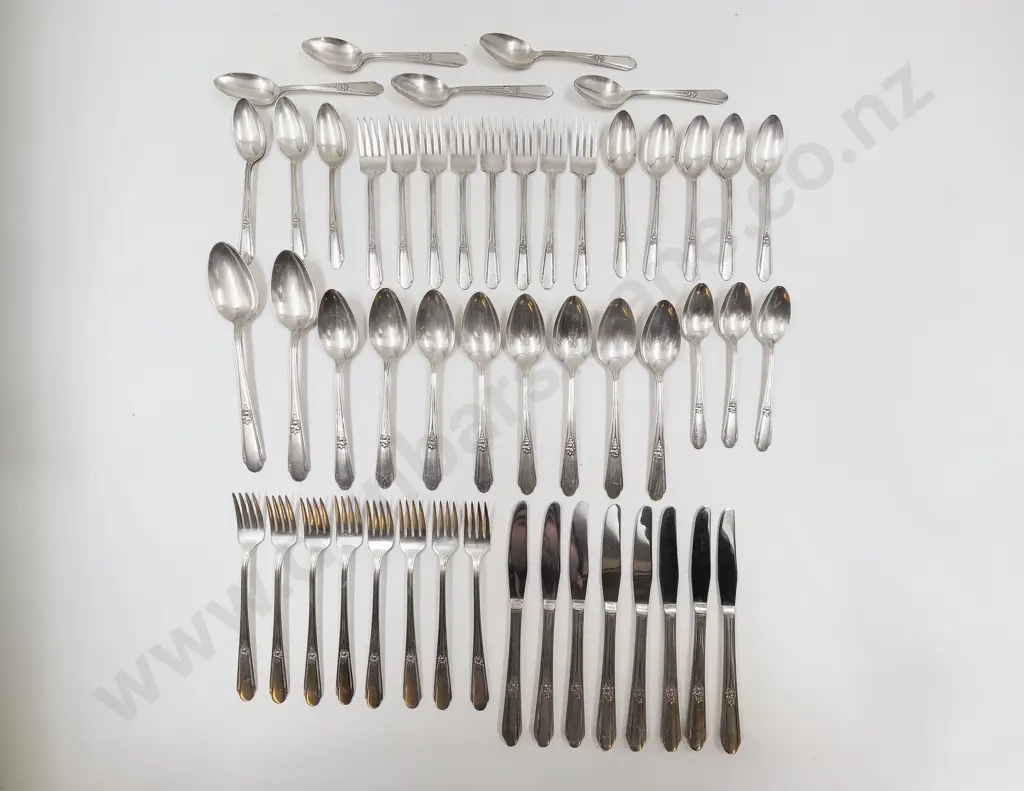 Part Suite Of S/P Cutlery By Wm Rogers Image 1++