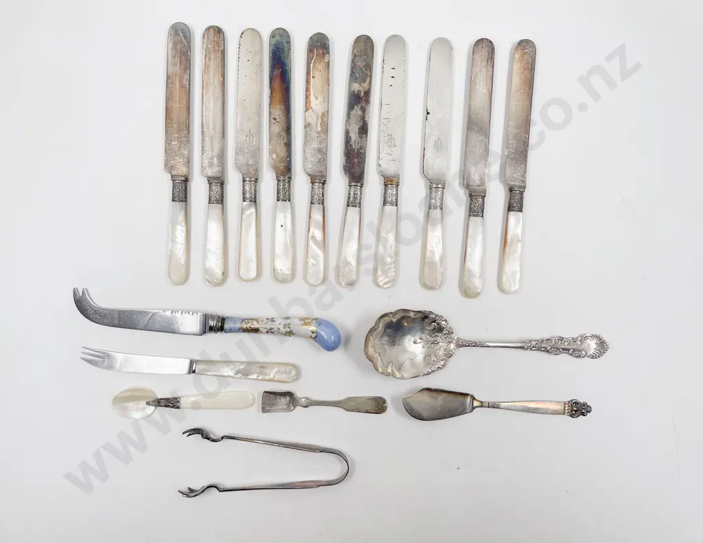 Small Group Of Mixed Cutlery Image 1++