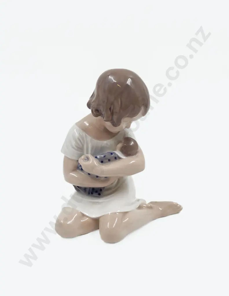Royal Copenhagen Figure Image 1++