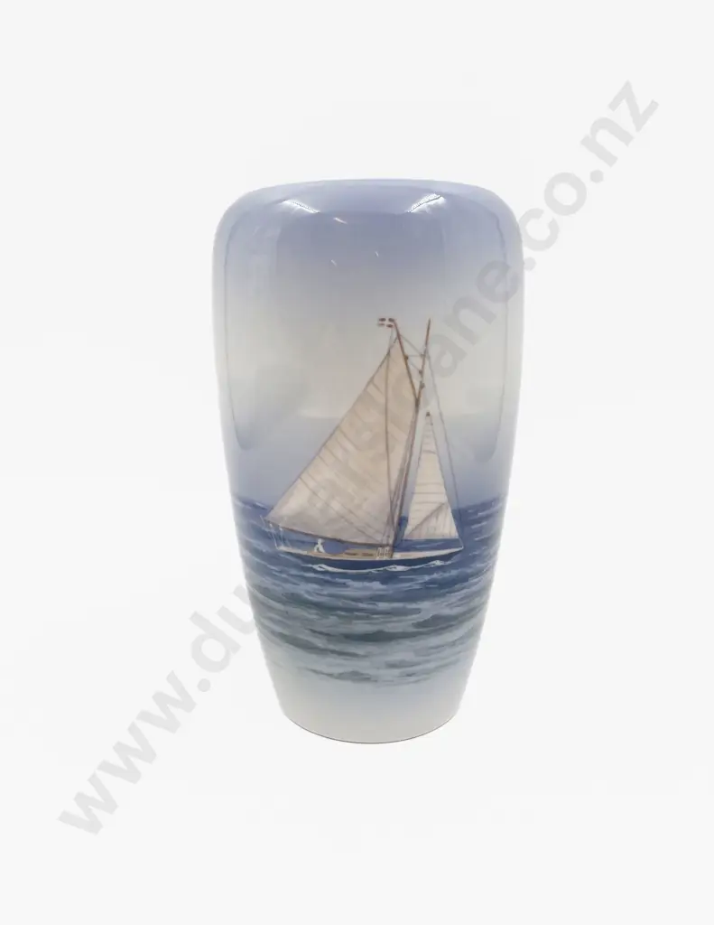 Royal Copenhagen Vase Image 1++