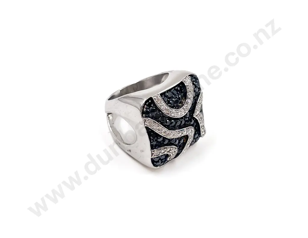 .925 Silver and Black Diamanté Dress Ring Image 1++