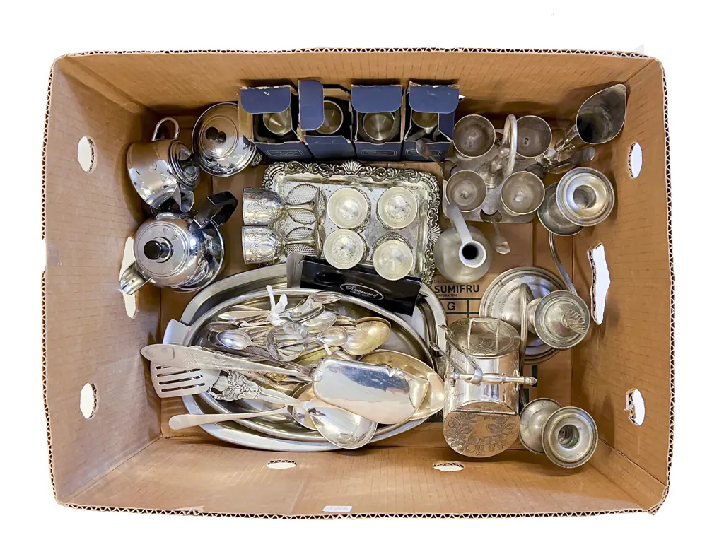 Quantity of Assorted S/P & Pewter etc Image 1++