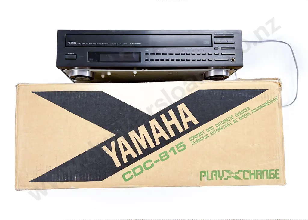 Yamaha CDC-815 Compact Disc Player in Original Box Image 1++