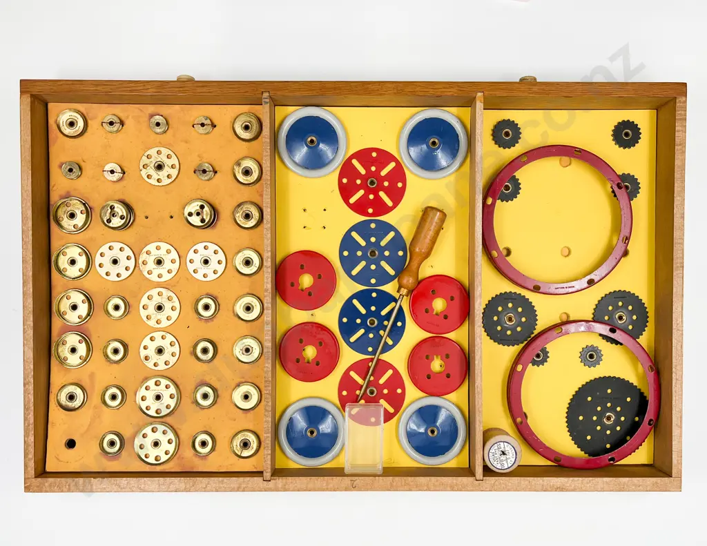 Nearly Complete (80%) Fully Restored Meccano No10 Image 1++