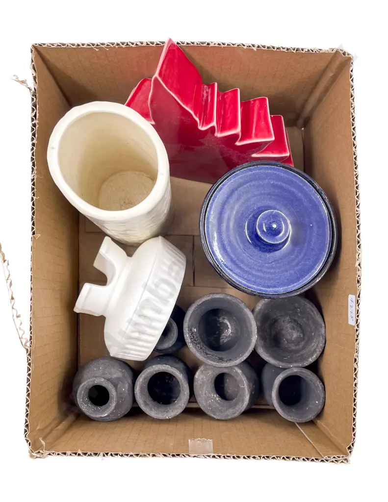 Small Quantity of Assorted Pottery & Ceramics incl Bob Steiner Image 1++