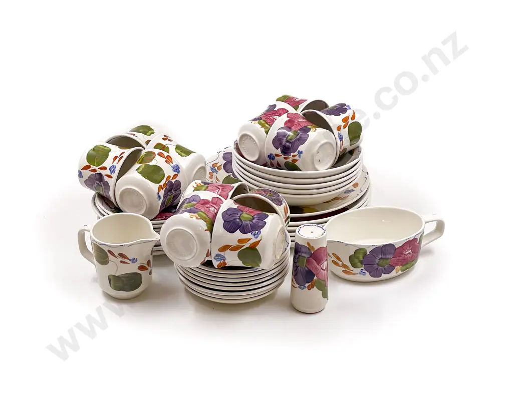 Large Quantity of Assorted Fleurette China Image 1++
