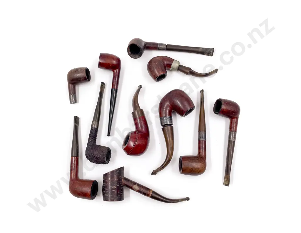 Quantity of Assorted Vintage Tobacco Pipes Image 1++