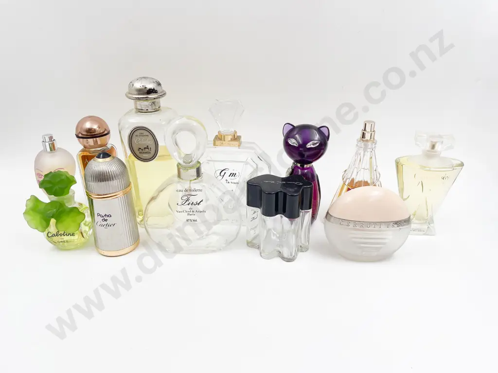 Quantity of Assorted Perfume Bottles Image 1++
