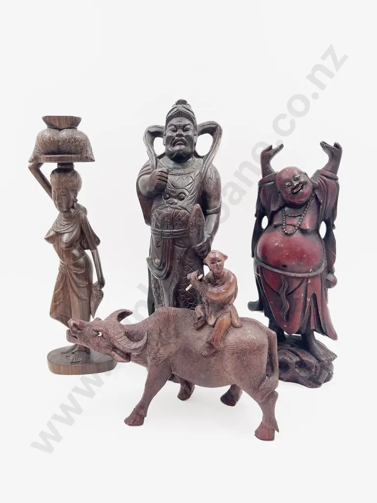 Four Tourist Artefact Figures Image 1++