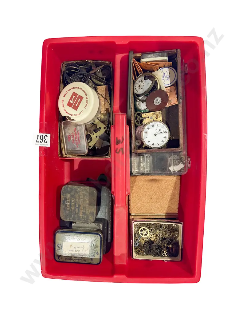 Quantity of Assorted Watch Parts etc Image 1++