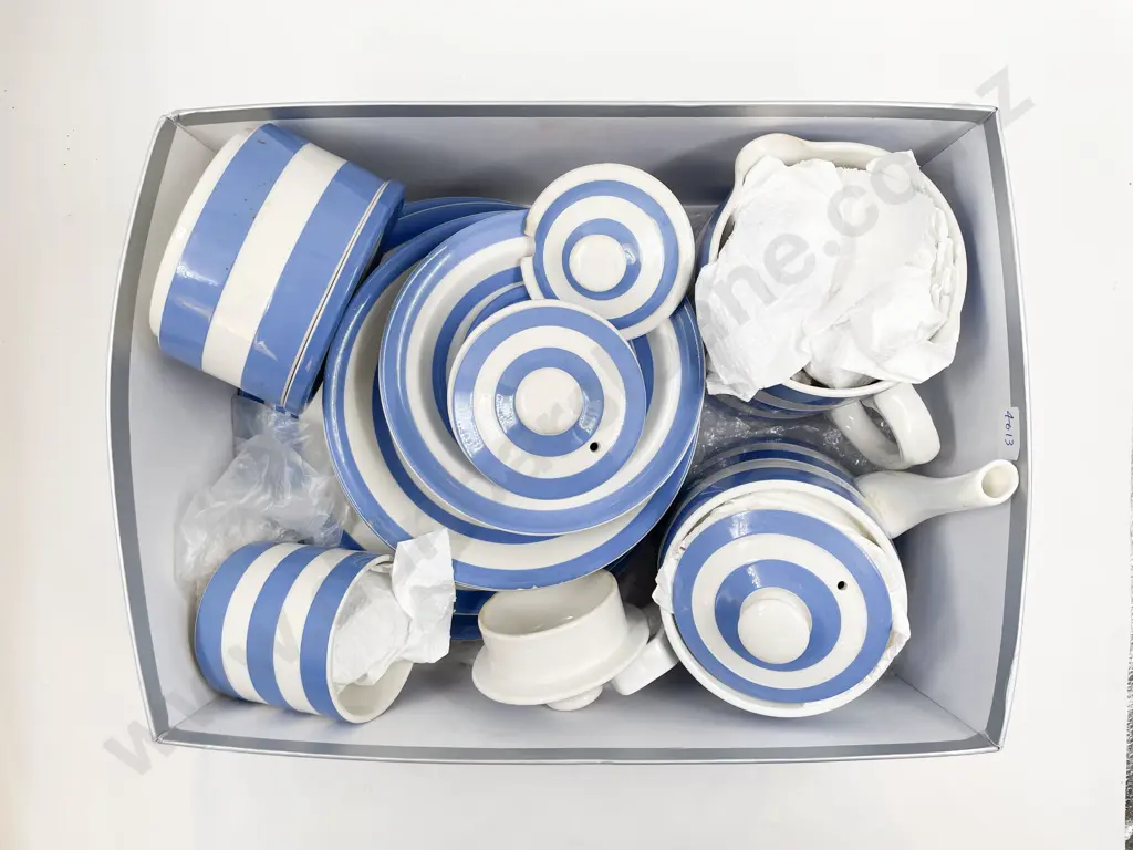 Quantity of T.G. Green Cornish Ware Image 1++