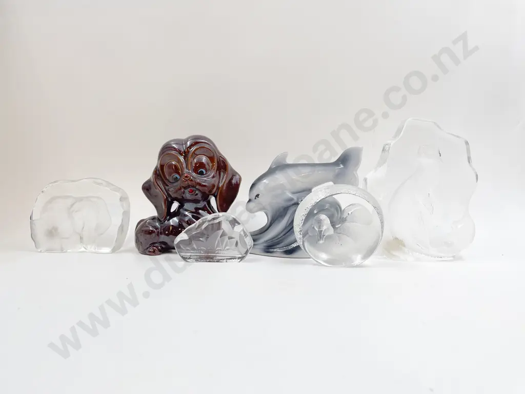Quantity of Assorted Glass Paperweights etc Image 1++