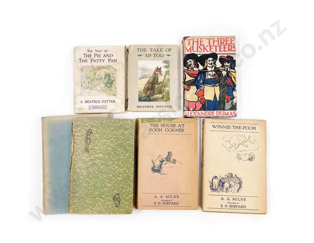 Quantity of Assorted Vintage Children's Books incl Peter Pan & Winnie The Pooh Image 1++