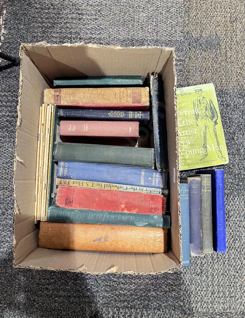 Box of Assorted Vintage Books Image 1++