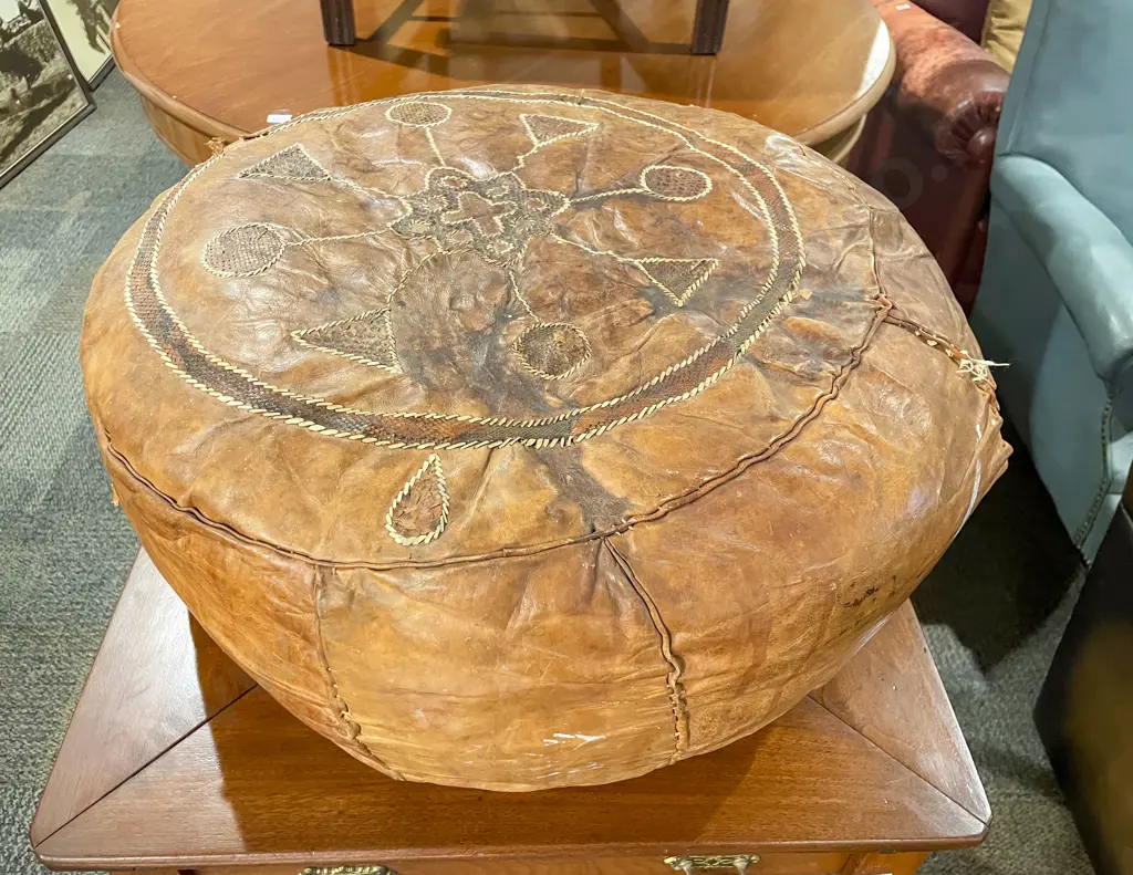 Vintage Leather Pouffe (Faults) Image 1++