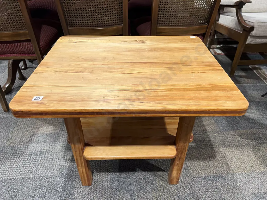 Two Tier Occasional Table Image 1++