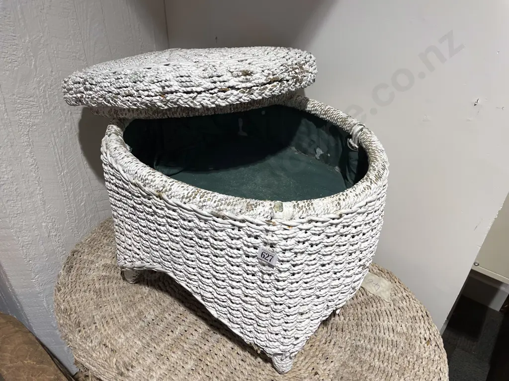 White Painted Seagrass Ottoman Image 1++