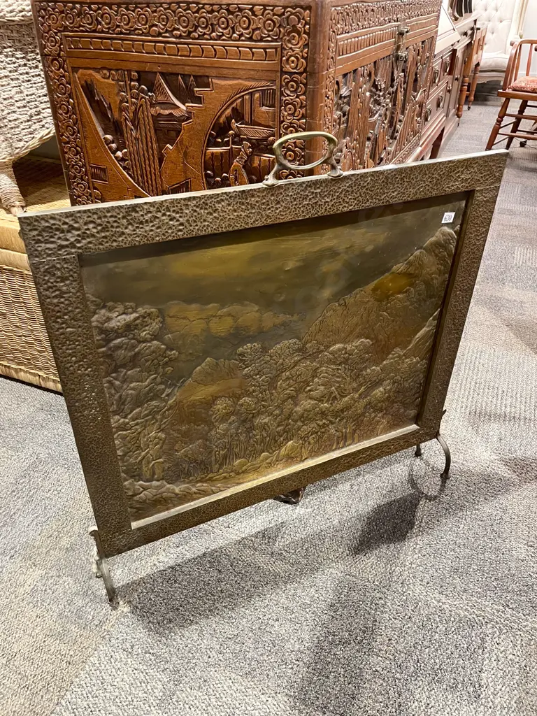 Embossed Brass Fire Screen Image 1++