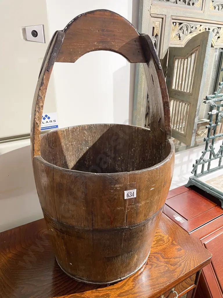 Chinese Water Pail Image 1++