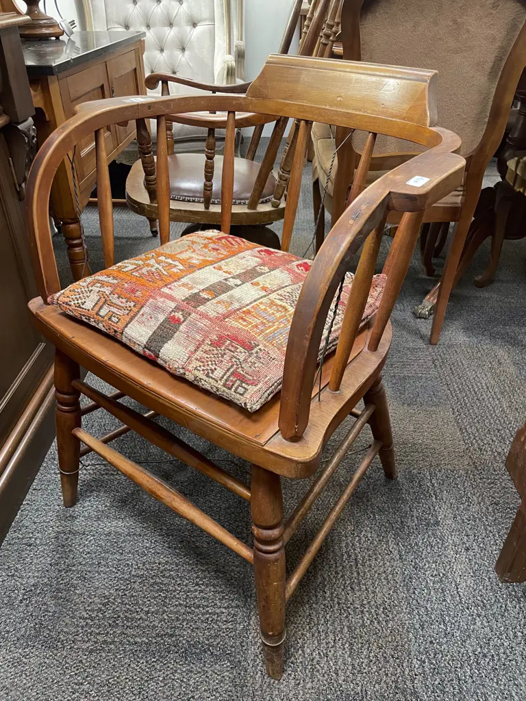 Stick Back Tub Chair Image 1++