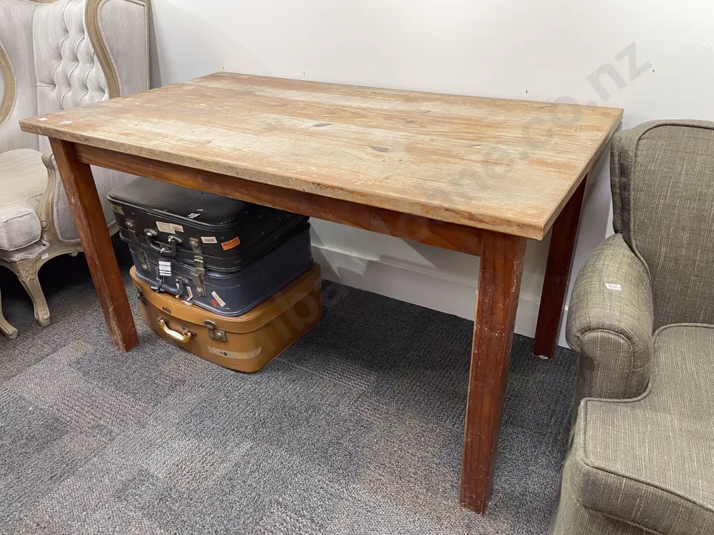 Oak Work Table (A/F) Image 1++