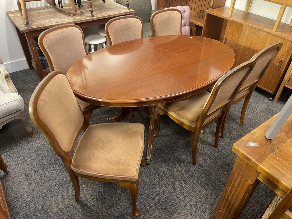 Mahogany Repro Loo Table with Six Dining Chairs Image 1++