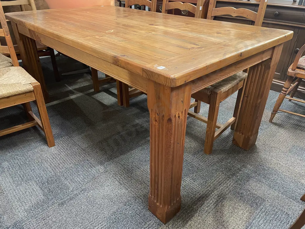 Modern Dining Table & Set of Six Rush Seated Dining Chairs Image 1++