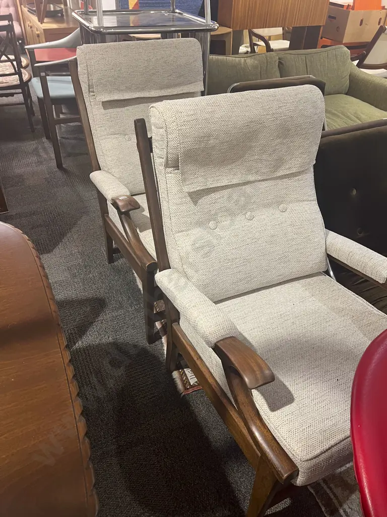 Pair of Mid Century Cintique Armchairs Image 1++