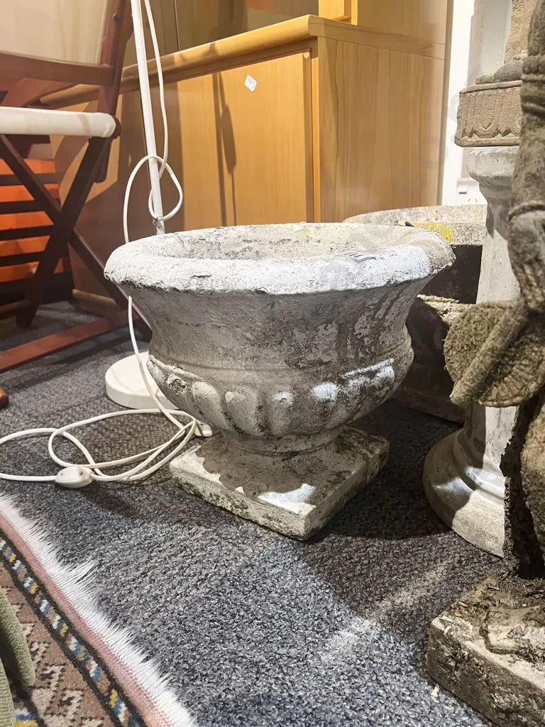 Pair of Concrete Urns Image 1++
