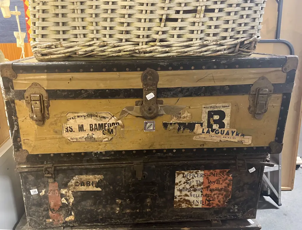 Vintage Travel Trunk Image 1++