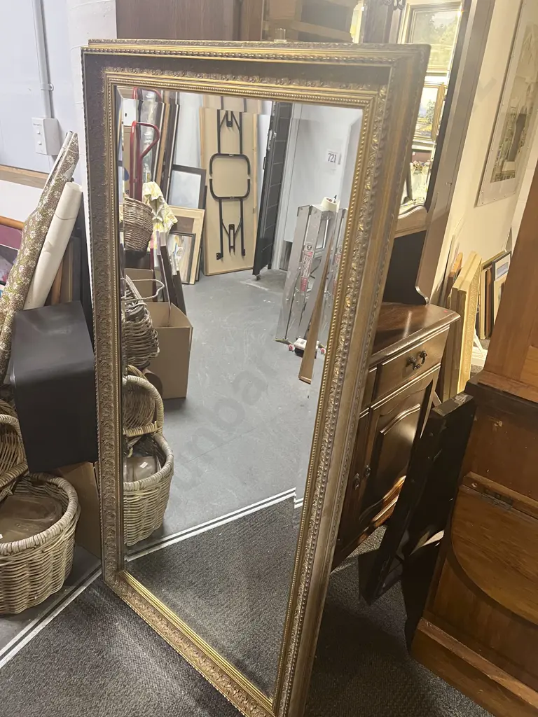 Gilt Framed Bevell Edged Wall Mirror Image 1++