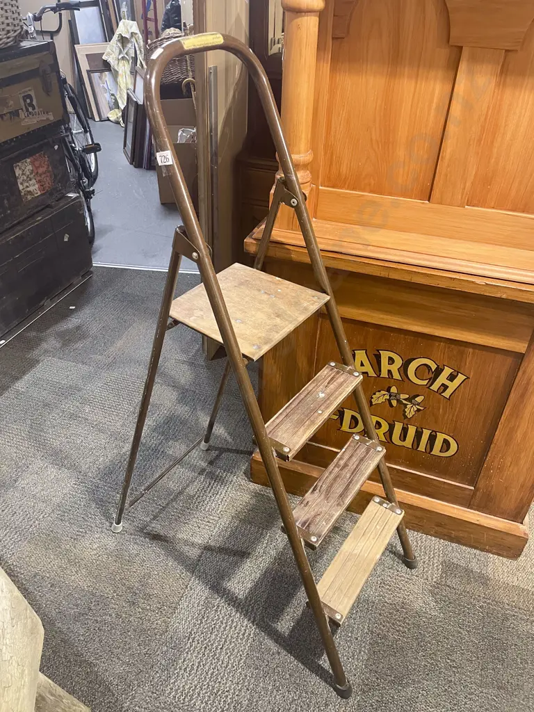 Vintage Step Ladder Image 1++