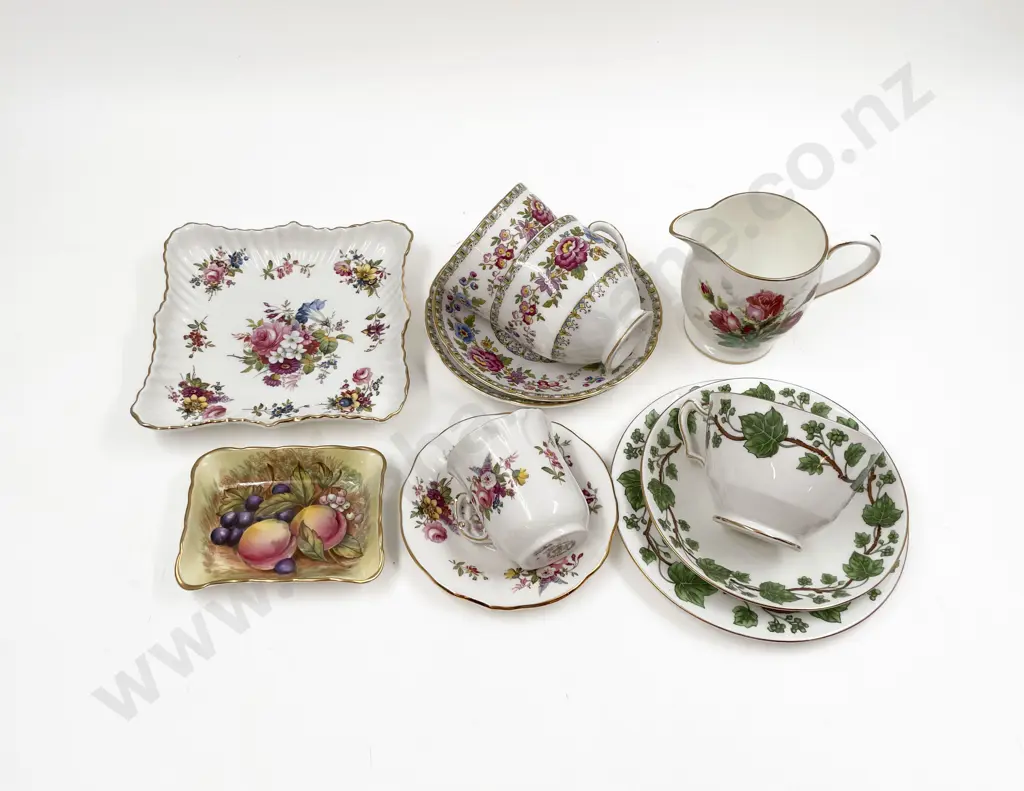 Small Quantity of Assorted Fancy Tea China Image 1++