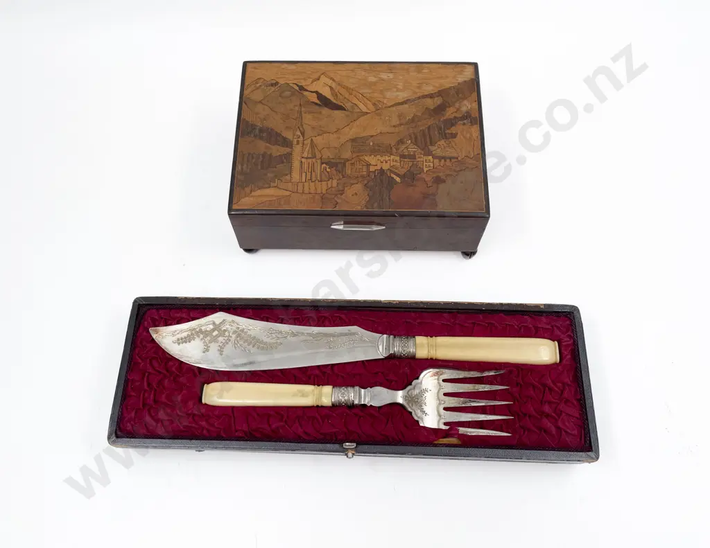 Burr Walnut & Marquetry Musical Jewellery Box Image 1++