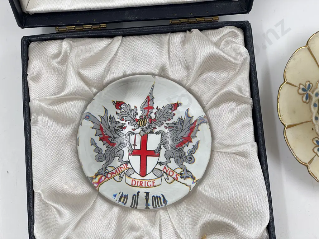 Caithness "City Of London" Boxed Paperweight Image 1++
