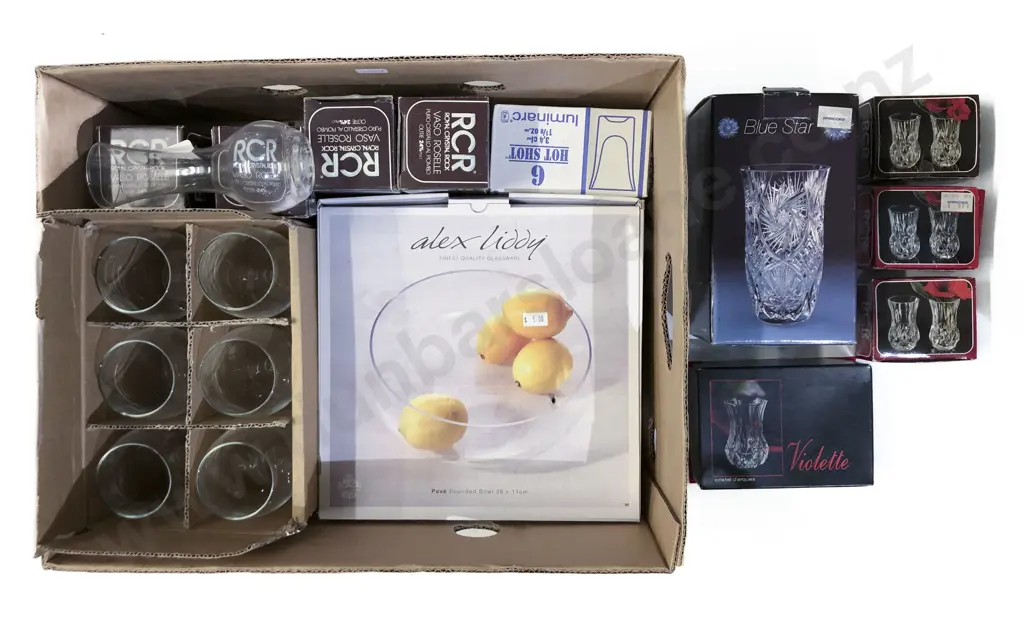 Quantity of Assorted Boxed Crystal & Glassware Image 1++