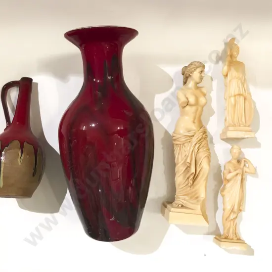 Box Quantity of Assorted Decorative Homewares