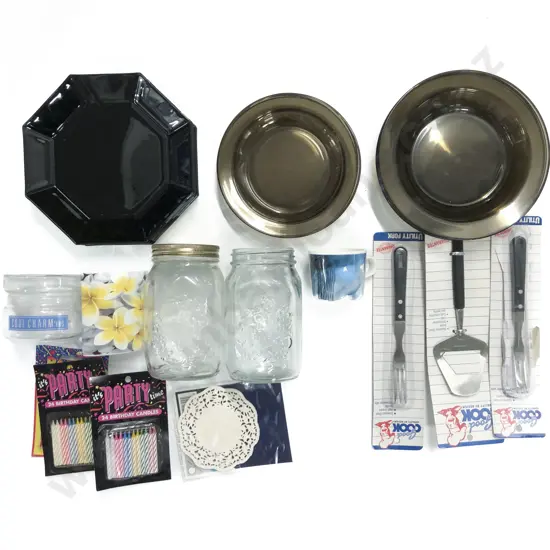 Quantity of Assorted Kitchenware etc