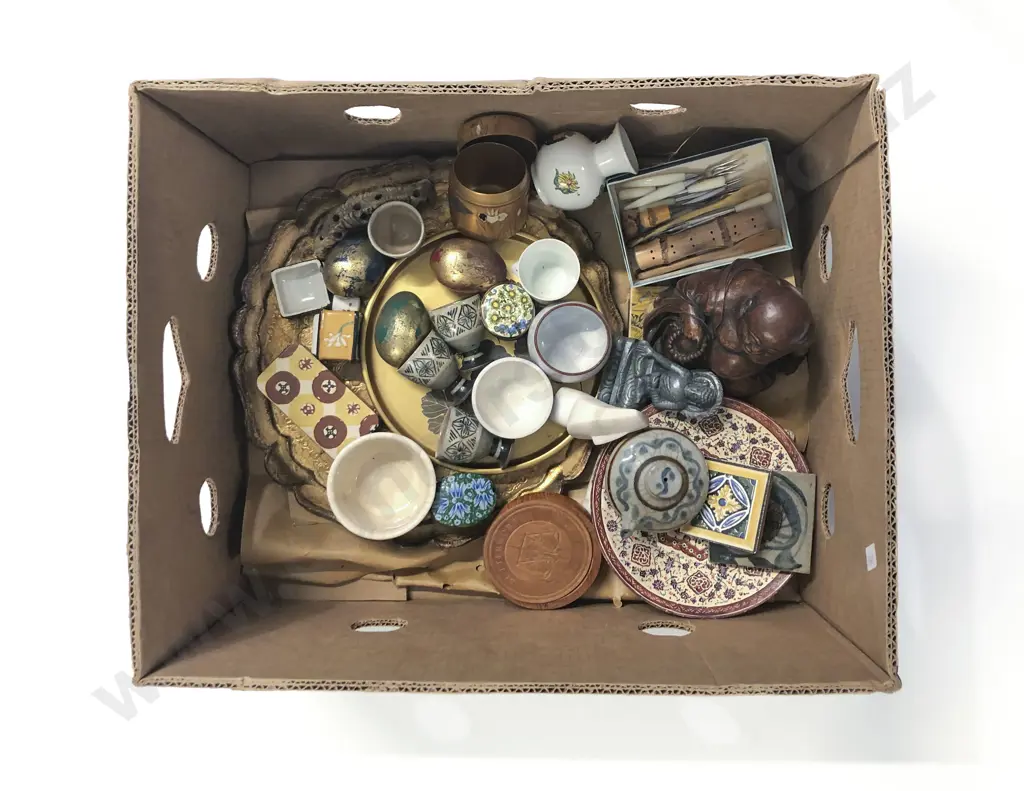 Box Quantity of Assorted Image 1++