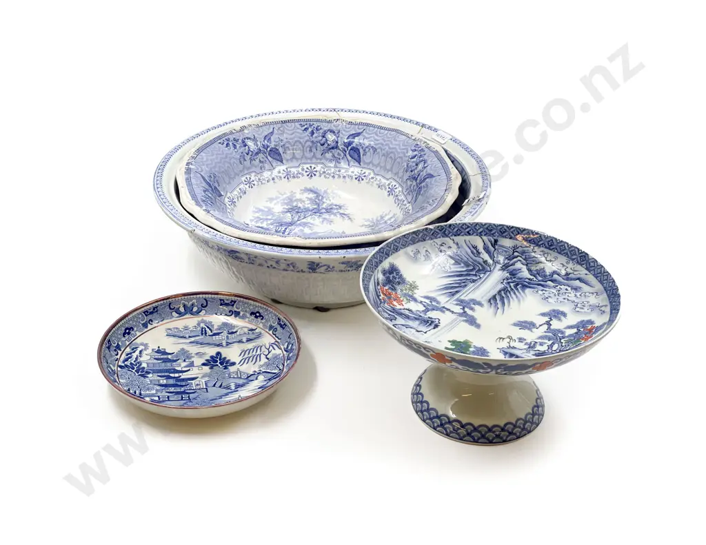 Four Pieces of Blue & White China Image 1++