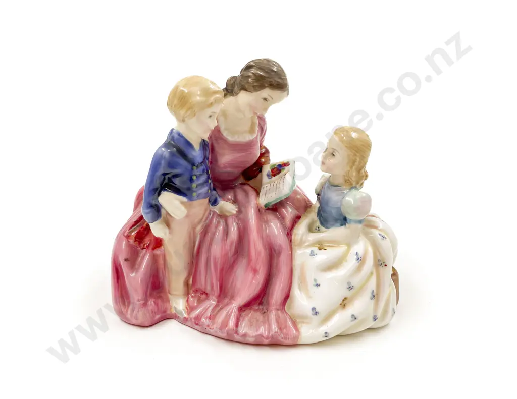 RD Figure "The Bedtime Story" Image 1++