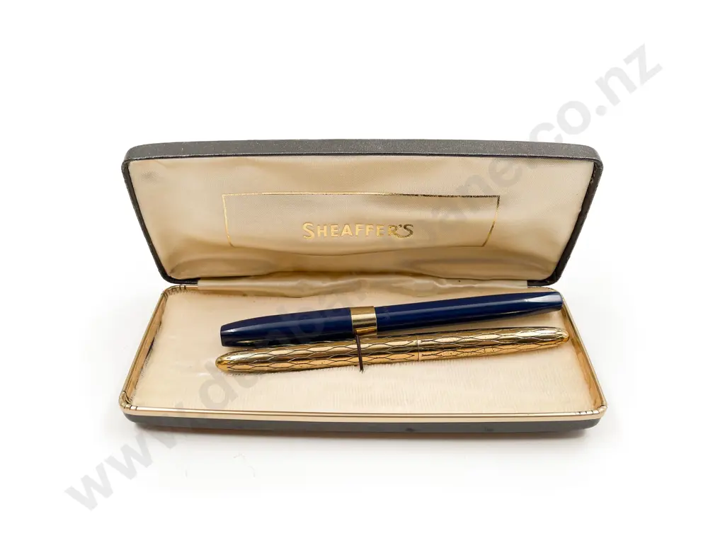 Vintage Boxed Sheaffer Fountain Pen and other Image 1++