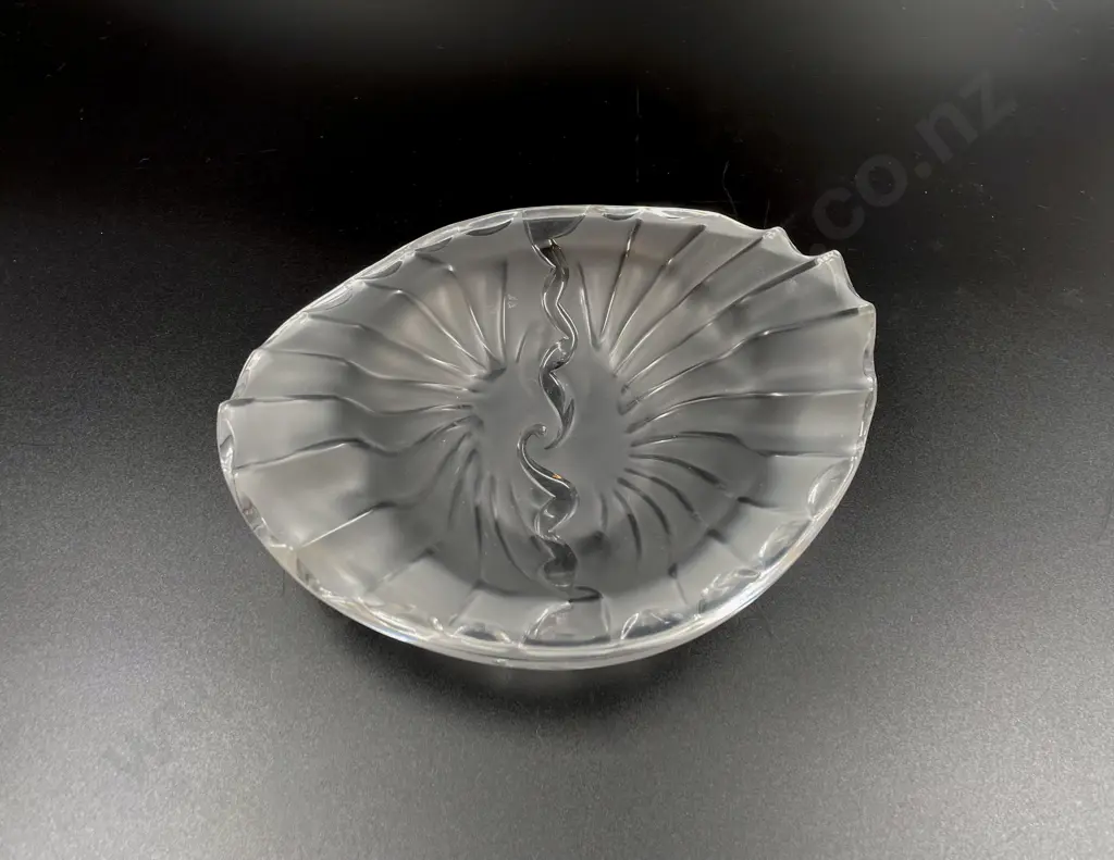 Lalique Frosted Glass Nancy Cendrier Pattern Bowl Image 1++