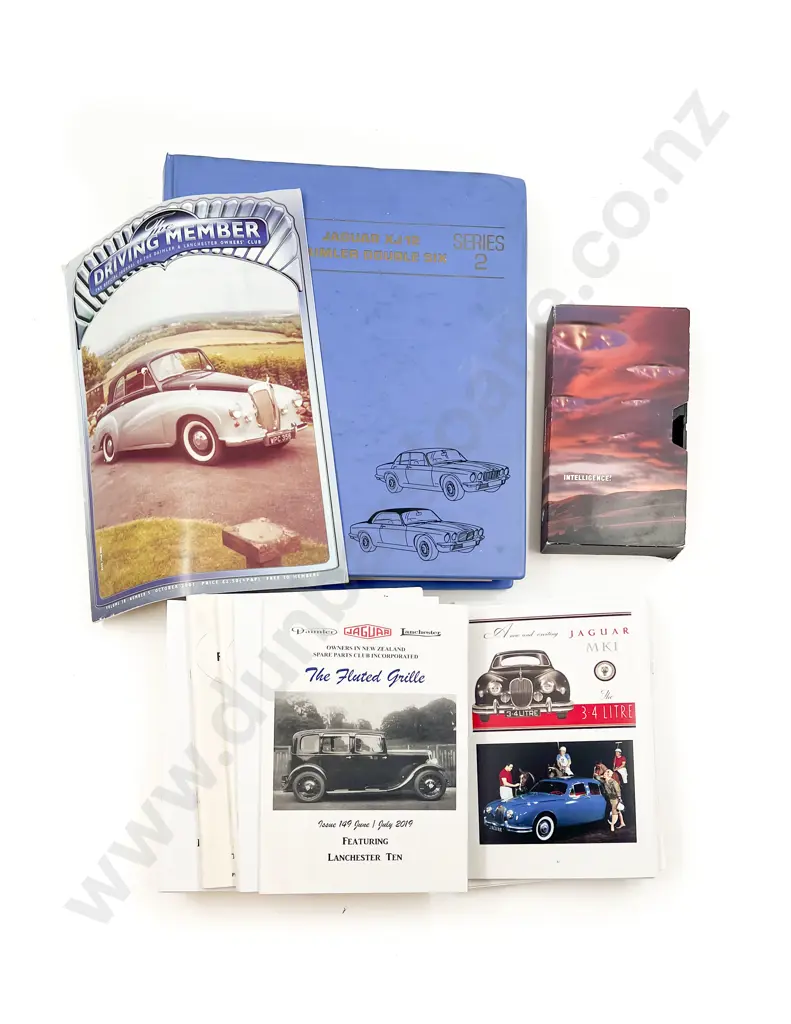 Jaguar Daimler Manual and The Fluted Grille Magazines DVD Image 1++