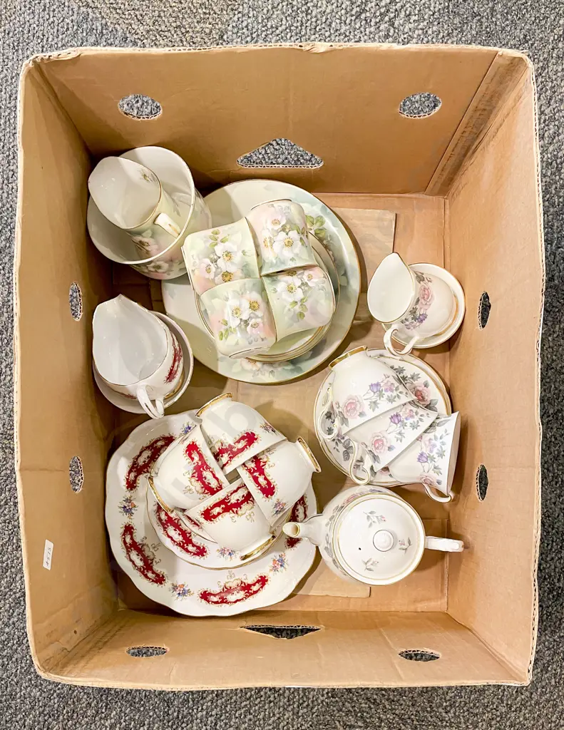 Box of Assorted Fancy China Image 1++