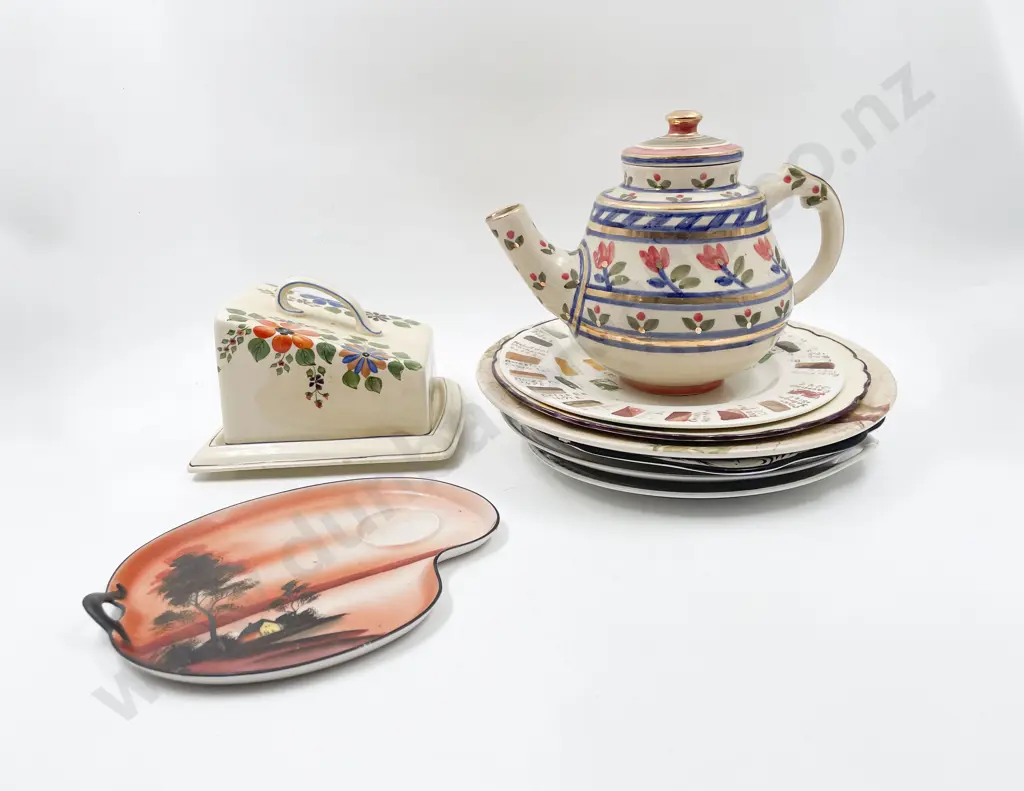 Box Quantity of Assorted China Image 1++