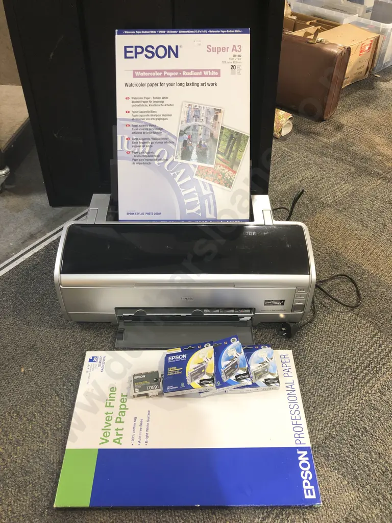 Professional Quality Epson Inkjet Printer in Original Box Image 1++