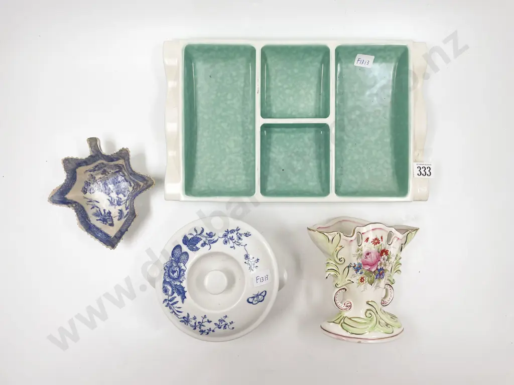 Small Quantity of Assorted China incl Royal Worcester Image 1++